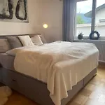 Crown Living Design Maeder - Ideal Fuer Feriengaeste Und Geschaeftsreisende, Gratis Parkplatz, Fahrrad- Und Skiraum, Kueche, Self Check-in Mader