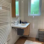 Crown Living Design Maeder - Ideal Fuer Feriengaeste Und Geschaeftsreisende, Gratis Parkplatz, Fahrrad- Und Skiraum, Kueche, Self Check-in Mader