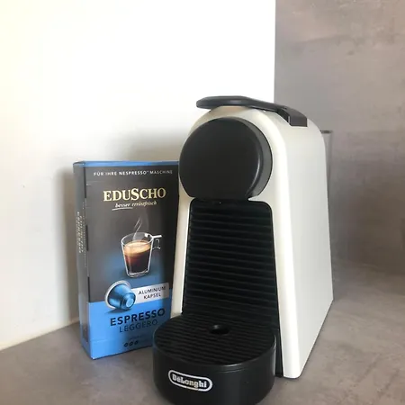 Crown Living Design - 2 Schlafzimmer - Kueche - Gratis Parkplatz - Abstellraum Fuer Fahrraeder/ski Apartamento