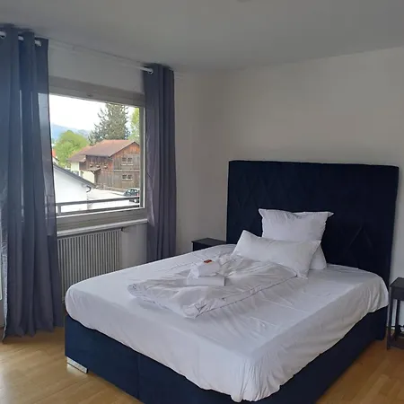 Crown Living Design Maeder - Ideal Fuer Feriengaeste Und Geschaeftsreisende, Gratis Parkplatz, Fahrrad- Und Skiraum, Kueche, Self Check-in Apartment